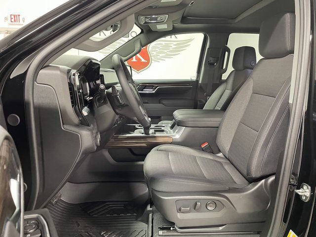 New 2026 Chevrolet Silverado 1500 RST AWD/4WD image 11