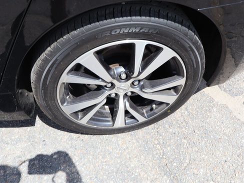Used 2017 Nissan Maxima 3.5 S FWD image 7