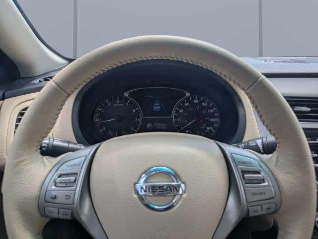 Used 2014 Nissan Altima 2.5 SV w/ Convenience Package FWD image 28