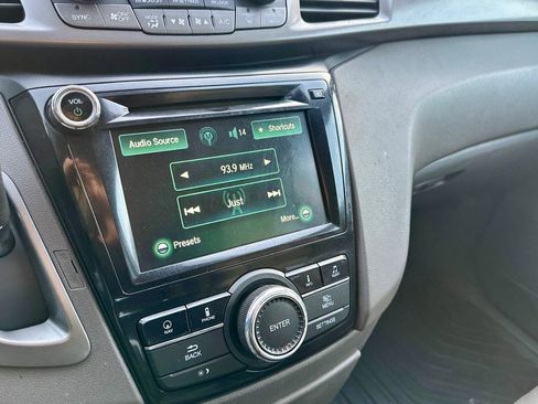 Used 2016 Honda Odyssey EX-L image 39