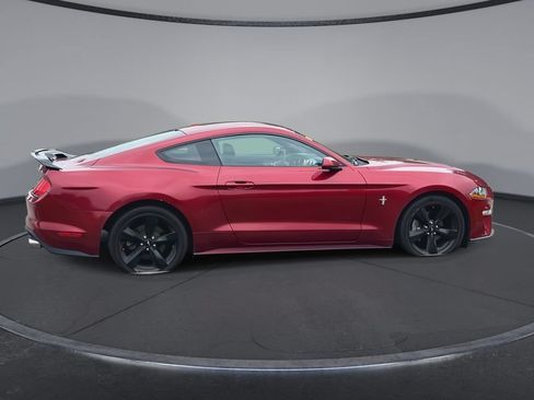 Used 2019 Ford Mustang Coupe RWD image 9
