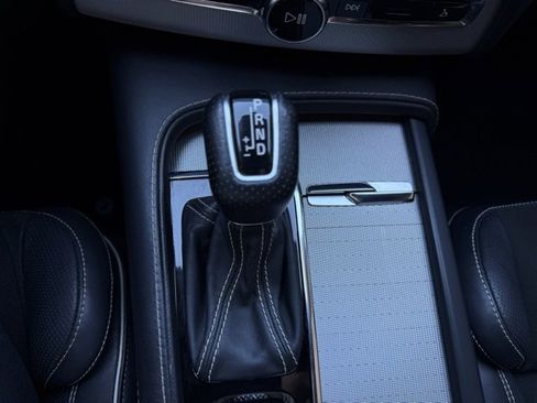 Used 2016 Volvo XC90 T6 R-Design w/ Vision Package image 15