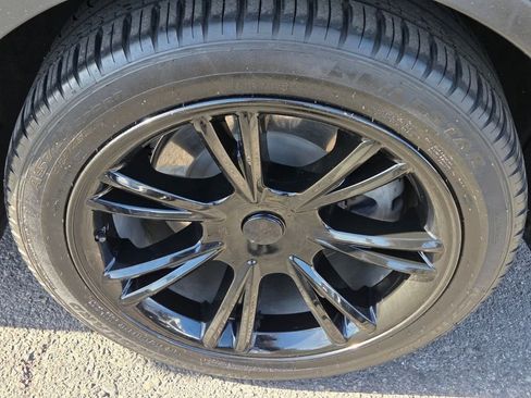 Used 2021 Tesla Model Y Long Range AWD/4WD image 13
