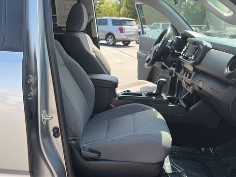 Used 2021 Toyota Tacoma SR RWD image 19
