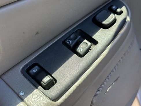 Used 2007 Chevrolet Silverado 1500 LT w/ Light Duty Power Package AWD/4WD image 19