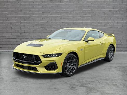 Used 2025 Ford Mustang GT Premium w/ GT Performance Package RWD image 1