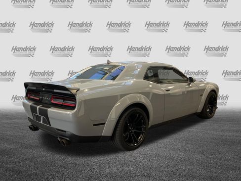 Used 2021 Dodge Challenger R/T Scat Pack RWD image 10