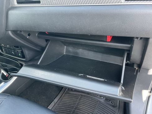 Used 2020 Mitsubishi Outlander SEL AWD/4WD image 36
