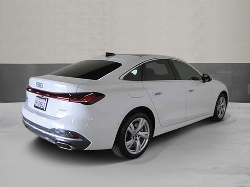 Used 2025 Audi A5 2.0T Premium AWD/4WD image 4