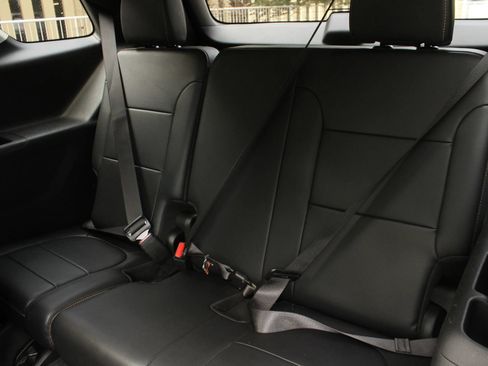 Used 2019 Chevrolet Traverse RS AWD/4WD image 20