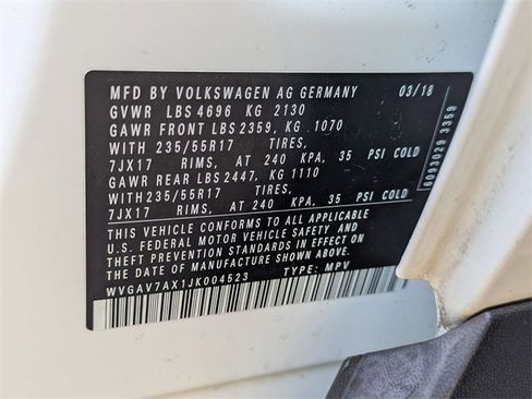 Used 2018 Volkswagen Tiguan Limited w/ Premium Package image 30