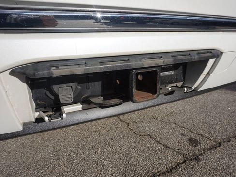 Used 2019 GMC Yukon XL Denali w/ Denali Ultimate Package image 10