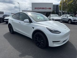 Used 2023 Tesla Model Y Long Range image 1