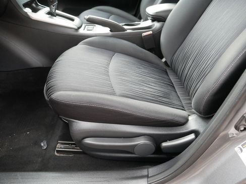 Certified 2019 Nissan Sentra SV w/ Special Edition Package FWD image 20