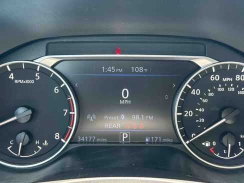 Used 2025 Nissan Altima 2.5 SV FWD image 25