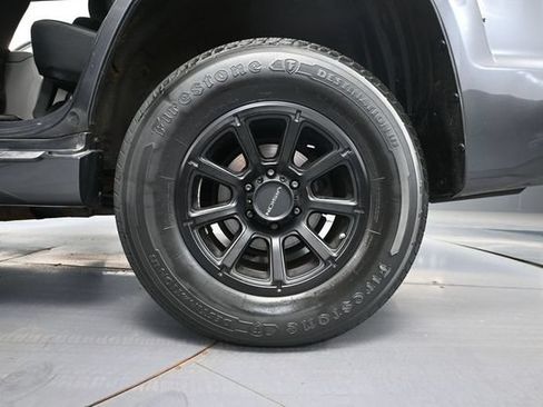 Used 2013 Toyota 4Runner SR5 w/ Convenience Pkg AWD/4WD image 11
