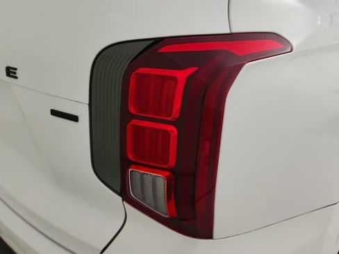 Used 2024 Hyundai Palisade Calligraphy AWD/4WD image 31