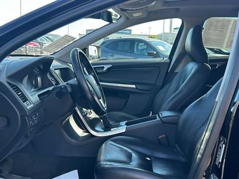 Used 2015 Volvo XC60 T5 Platinum w/ Protection Package FWD image 18