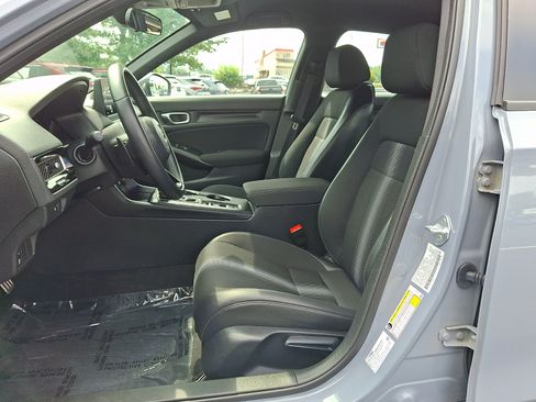 Used 2024 Honda Civic Sport image 13