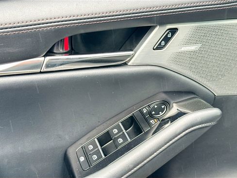 Used 2023 MAZDA MAZDA3 s image 22