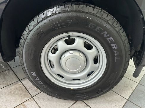 Used 2024 Ford F150 XL image 18