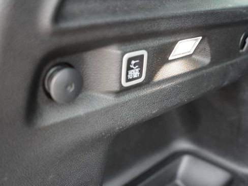 Certified 2024 Jeep Grand Cherokee L Limited w/ Luxury Tech Group II AWD/4WD image 23