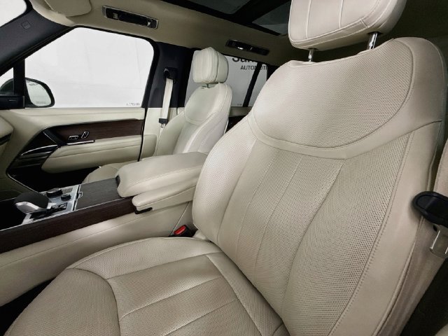 Used 2023 Land Rover Range Rover Long Wheelbase SE AWD/4WD image 21