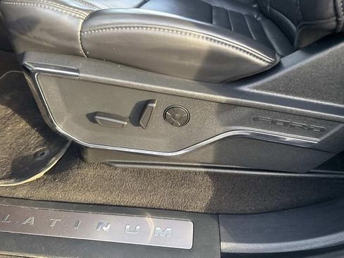 Used 2025 Ford F450 Platinum image 25