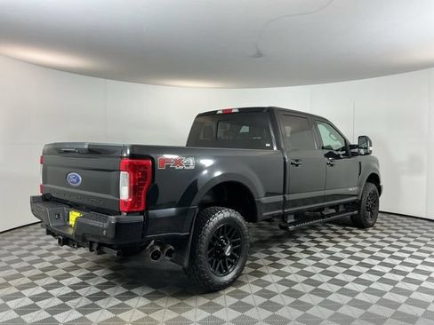 Used 2019 Ford F350 Lariat AWD/4WD image 4