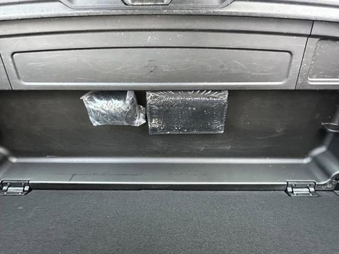 Used 2024 Jeep Wagoneer Series II w/ Flexible Seating Group image 38