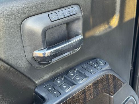 Used 2015 GMC Sierra 3500 Denali w/ Duramax Plus Package image 10