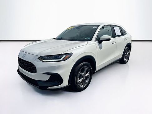 Certified 2026 Honda HR-V LX image 3