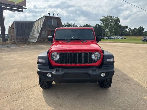 Used 2024 Jeep Wrangler Unlimited Sport AWD/4WD image 2