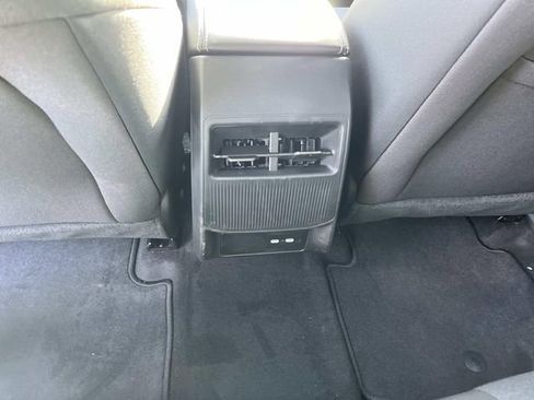 New 2026 Jeep Cherokee Laredo image 16