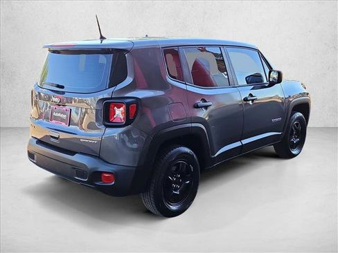 Used 2019 Jeep Renegade Sport image 5