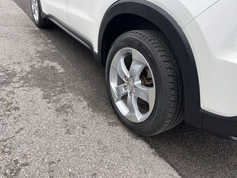 Used 2016 Honda HR-V LX image 29