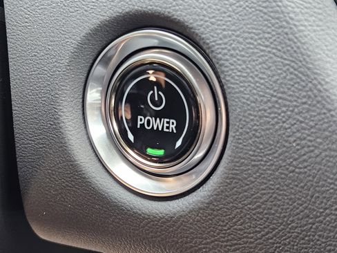 New 2025 Cadillac Lyriq Sport image 31