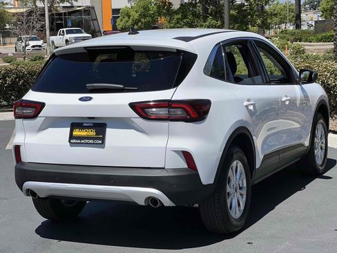 Used 2024 Ford Escape Active image 14