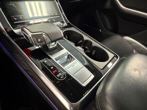 Used 2020 Audi Q8 Prestige w/ Prestige Package image 44