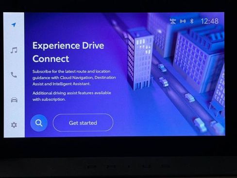 Certified 2025 Toyota Prius Plug-In Hybrid FWD image 32