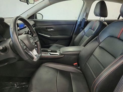 Certified 2023 Nissan Sentra SR w/ SR Premium Package FWD image 19