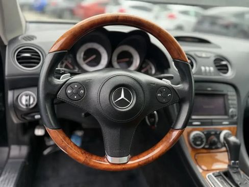 Used 2009 Mercedes-Benz SL 550 image 15