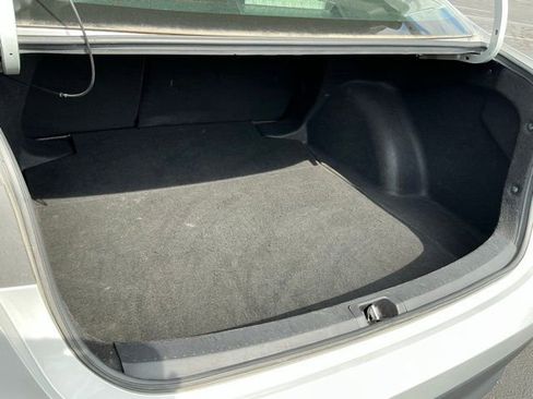 Used 2023 Toyota Corolla LE FWD image 19