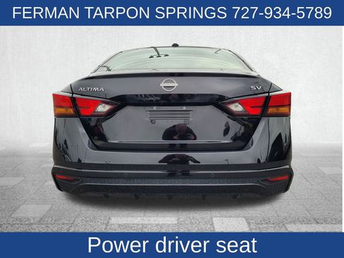 Used 2024 Nissan Altima 2.5 SV image 9