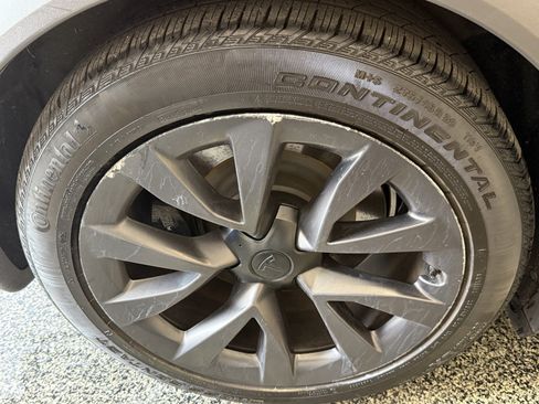 Used 2023 Tesla Model X AWD/4WD image 26