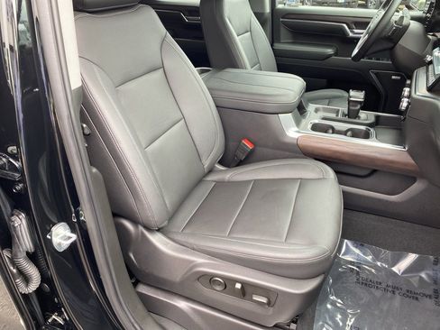 Used 2023 GMC Sierra 1500 SLT image 21