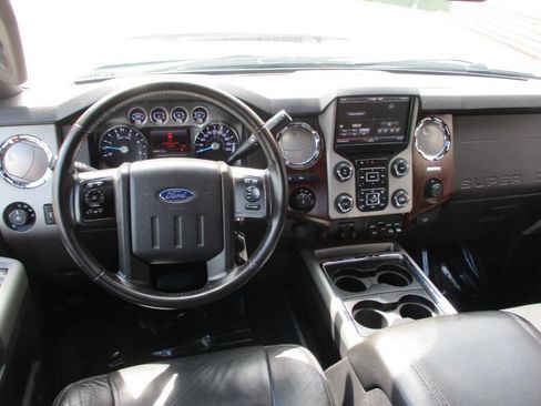 Used 2014 Ford F350 Lariat w/ Lariat Ultimate Package AWD/4WD image 20