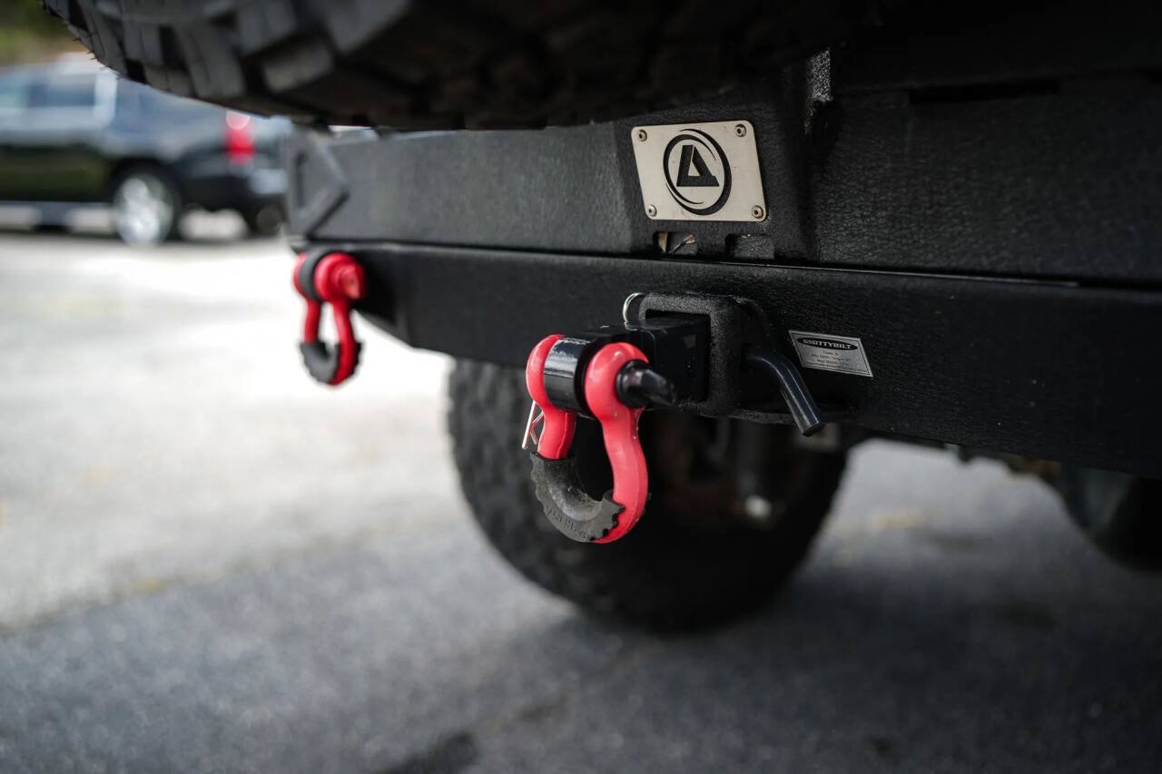 Used 2012 Jeep Wrangler Unlimited Rubicon w/ Dual Top Group AWD/4WD image 24
