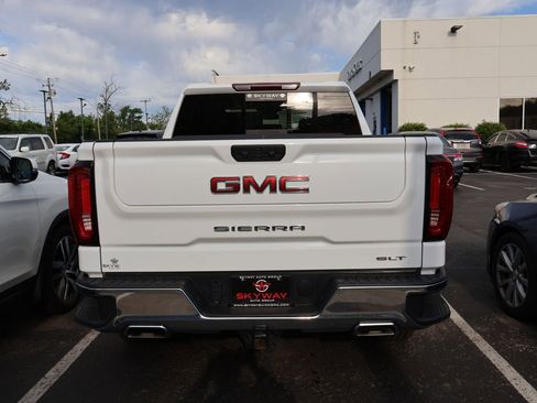Used 2023 GMC Sierra 1500 SLT w/ SLT Premium Package AWD/4WD image 6