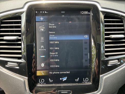 Used 2021 Volvo XC90 T6 Momentum w/ Advanced Package AWD/4WD image 23